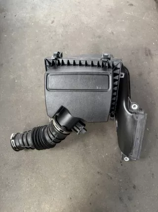 DS73-9A612-AC DS73-9643-KA Корпус воздушного фильтра Ford S-Max 2 Арт e12382306, вид 1