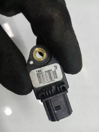 8983102050 Датчик удара Toyota Corolla E120 Арт e12381348, вид 4