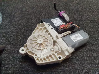 1K0959792G Моторчик стеклоподъемника Volkswagen Passat B6 Арт e12372133, вид 1