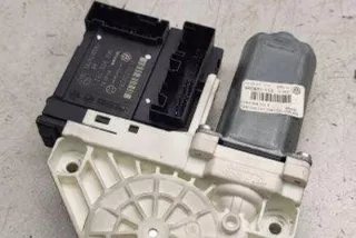 1K0959701P Моторчик стеклоподъемника Volkswagen Passat B7 Арт e12372101, вид 1