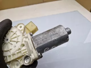 0130821971 Моторчик стеклоподъемника Mercedes E W211 Арт e12371014, вид 4