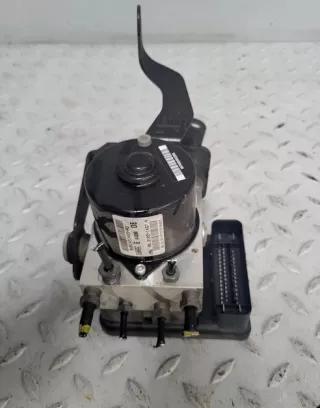 8V51-2C405-AD Блок ABS Ford Fiesta 7 Арт e12370383, вид 1