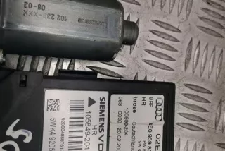 105849204 Моторчик стеклоподъемника Audi A4 B7 Арт e12369554, вид 2