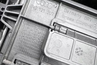 8W0816411Q Радиатор (основной) Audi A4 B9 Арт e12365982, вид 11