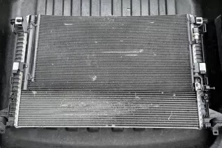 8W0816411Q Радиатор (основной) Audi A4 B9 Арт e12365982, вид 3
