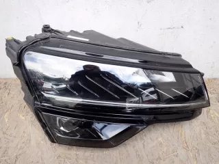57B941016B 2017-2021R Фара правая Skoda Karoq Арт e12361933, вид 1