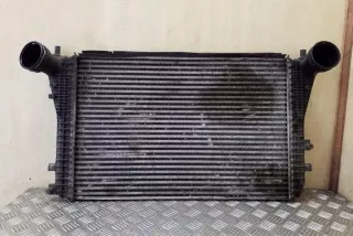 1K0145803B Интеркулер Volkswagen Golf 5 Арт e12361723, вид 4