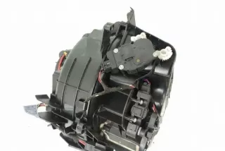 9248170 Отопитель в сборе (печка) BMW 5 F10/F11/GT F07 Арт e12326819, вид 3