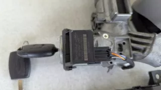 8V21-12A650-PG Блок управления двигателем Ford Fiesta 5 Арт e12317842, вид 4