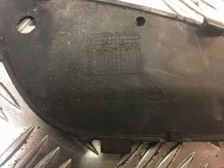 2118850353 Решетка радиатора Mercedes E W211 Арт e12316017, вид 4