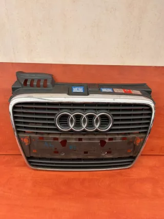 8E0853651J Решетка радиатора Audi A4 B7 Арт e12315284, вид 6