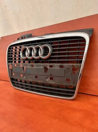 8E0853651J Решетка радиатора Audi A4 B7 Арт e12315284, вид 8