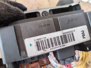 8200403413 RENESPA138 Блок комфорта Renault Espace 4 Арт e12311028, вид 3