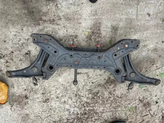  Балка подвески передняя (подрамник) Mitsubishi Colt 6 Арт e12305167, вид 5