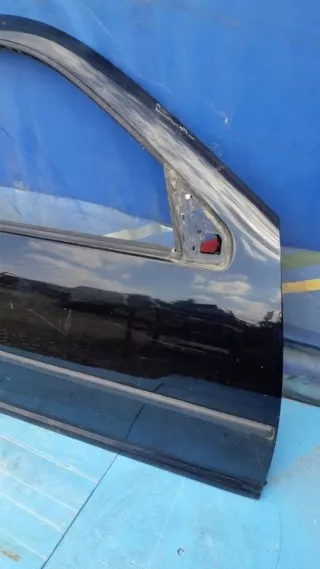 5635464 Дверь передняя правая Volkswagen Golf 4 Арт e12293631, вид 3