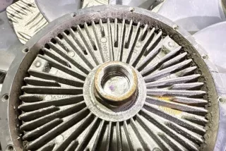 059121301A Вентилятор радиатора Skoda Superb 1 Арт e12285758, вид 3
