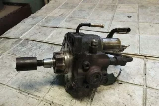 16700AW401 Насос топливный Nissan Almera Tino Арт e12285467, вид 2