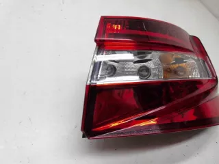 3V5945208A Фонарь задний правый Skoda Superb 3 Арт e12256637, вид 2