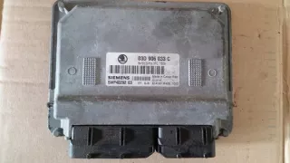 03D906033C Блок управления двигателем Skoda Fabia 1 Арт e12244721, вид 1