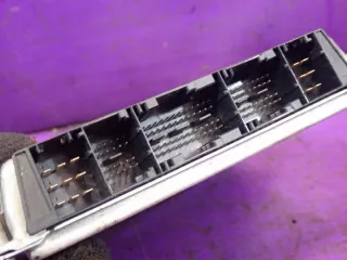 0281010811 7788578 Блок управления двигателем Land Rover Freelander 1 Арт e12242422, вид 2