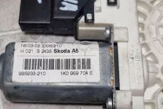 1K0959704E Моторчик стеклоподъемника Seat Toledo 3 Арт e12218861, вид 2