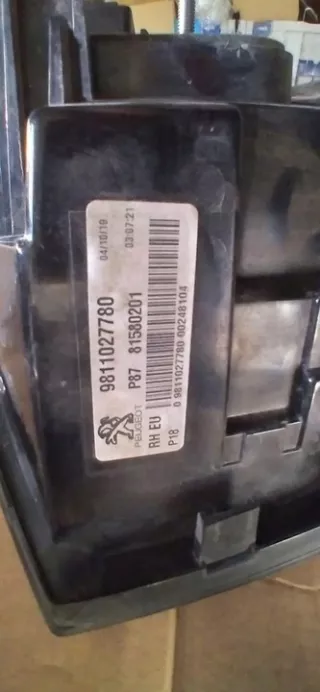 9811027780 Фонарь задний правый Peugeot 5008 2 Арт e12205758, вид 3
