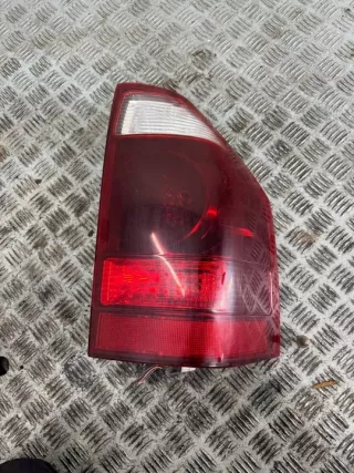  Фонарь задний правый Mitsubishi Pajero 3 Арт e12205558, вид 1