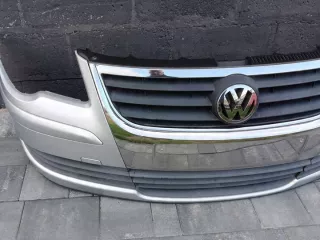 1T0807221D Бампер передний Volkswagen Touran 1 Арт e12202642, вид 3