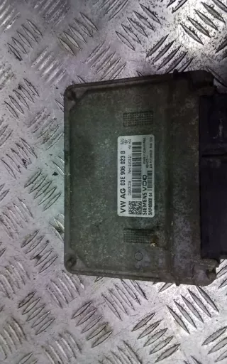03E906023B Блок управления двигателем Skoda Fabia 2 Арт e12202137, вид 2
