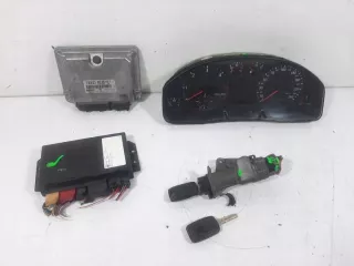 038906018G 0281001609 Блок управления двигателем Audi A6 C5 (S6,RS6) Арт e12199799, вид 1