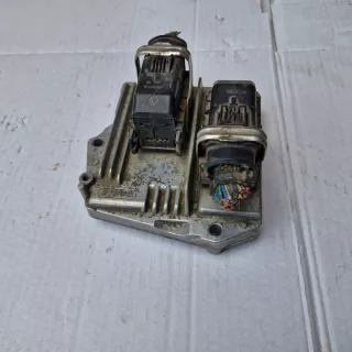 28020960 Блок управления двигателем Opel Astra H Арт e12172029, вид 1