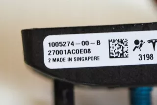100527400B Датчик удара Tesla model 3 Арт e12154749, вид 1