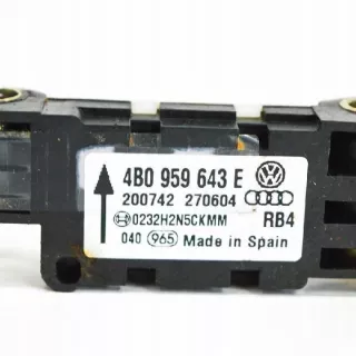 4B0959643E Датчик удара Audi A6 C5 (S6,RS6) Арт e12148807, вид 4