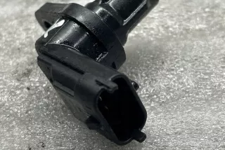 8658726 Датчик коленвала Volvo C30 Арт e12147991, вид 3