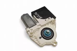 3C8959701 Моторчик стеклоподъемника Volkswagen Passat B7 Арт e12137068, вид 3