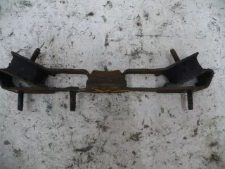  Подушка крепления КПП Jeep Wrangler JK Арт e12125943
