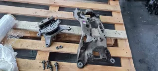 8W0399262AR Подушка крепления КПП Audi A4 B9 Арт e12125629, вид 1