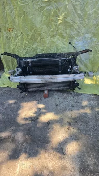  Передняя панель крепления облицовки (телевизор) Audi A4 B8 Арт e12107974, вид 3