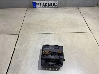 3C0959433M Блок предохранителей Volkswagen Passat B6 Арт e12102387, вид 2