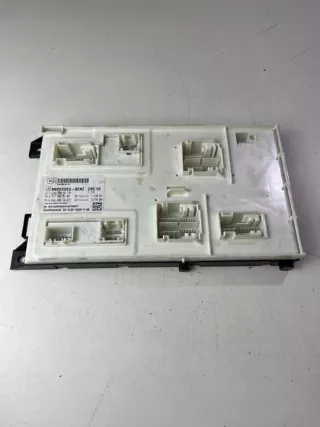 2469008510 A2469008510 A1179012300 A2469027001 Блок предохранителей Mercedes A W176 Арт e12101676, вид 2