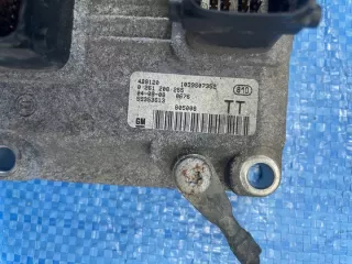 0261208255 Блок управления двигателем Opel Astra G Арт e12093286, вид 2