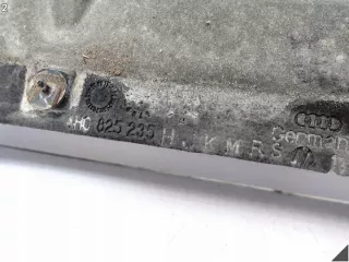 4H0825235T Декоративная крышка двигателя Audi A8 D4 (S8) Арт e12093008, вид 3