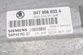 047906033A Блок управления двигателем Skoda Fabia 1 Арт e12031195, вид 4