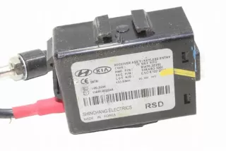 954703Z250 Блок управления (другие) Hyundai i40  Арт e12000459, вид 1