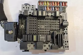 8688153 Блок предохранителей Volvo S60 2 Арт e11998062, вид 1