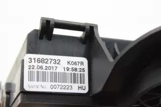 31682732 Блок предохранителей Volvo S60 3 Арт e11998030, вид 2