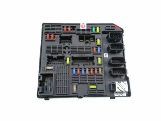 284B64836R Блок предохранителей Renault Scenic 3 Арт e11996861, вид 1