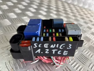  Блок предохранителей Renault Scenic 3 Арт e11996858, вид 2