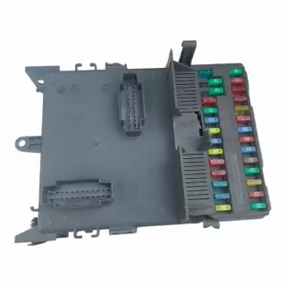 8200371614 Блок предохранителей Renault Laguna 2 Арт e11996720, вид 1
