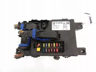 13142240 Блок предохранителей Opel Corsa D Арт e11995837, вид 1